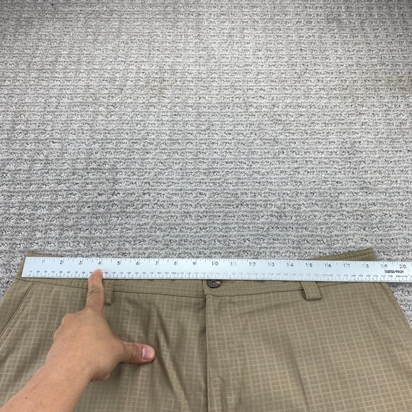 Adidas CLIMALITE Shorts Men 38 Brown Checkered Chino Short Pants Polyester Sport - Picture 10 of 15